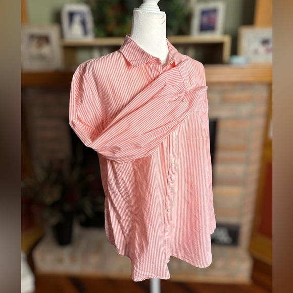 Crown & Ivy button up shirt-size L - Picture 2 of 6